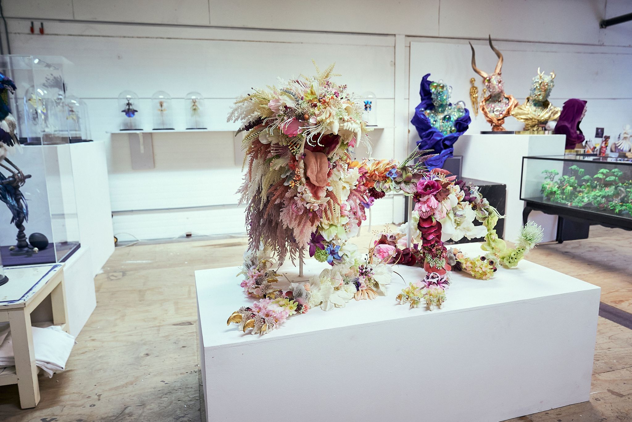 Werk van Cedric Laquize bij de hoopening